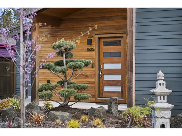 1525 NE ROSA PARKS WAY, Portland, OR 97221