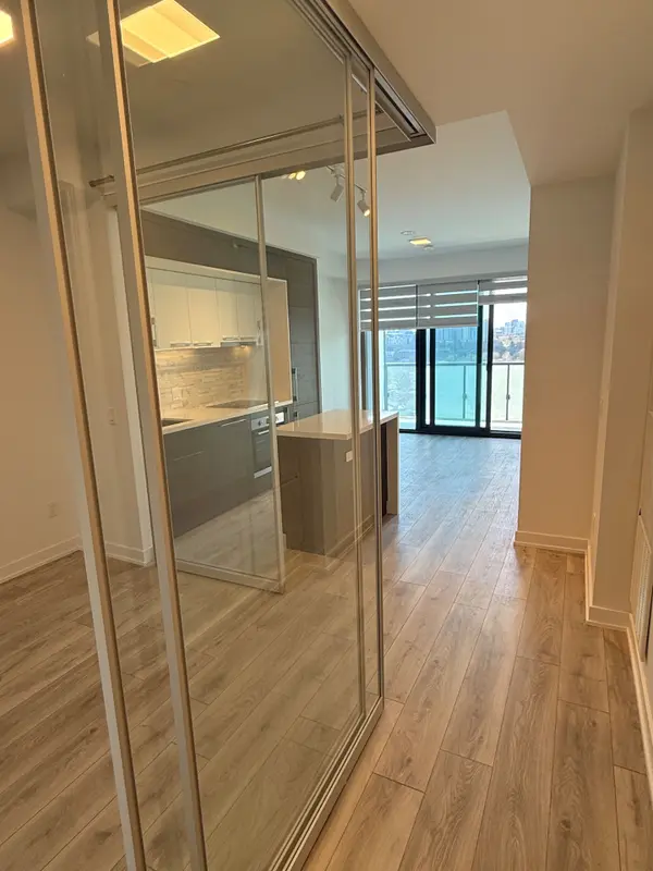 29 Green Trail CT #1809, Toronto C15, ON M2K 1E3