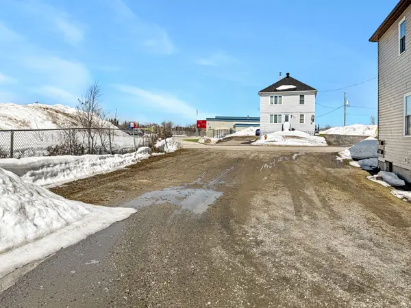 119 Byng AVE, Kapuskasing, ON P5N 1X3