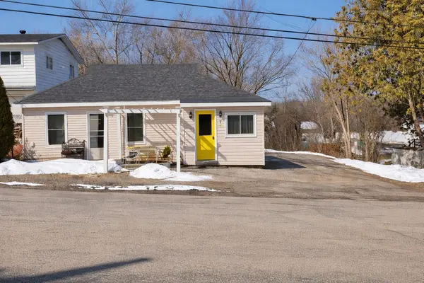 7 North Dufferin ST, Huntsville, ON P1H 1X3