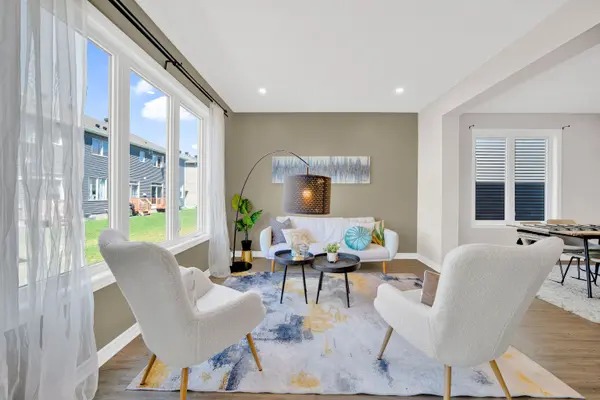 215 Merak WAY, Barrhaven, ON K2J 6N7