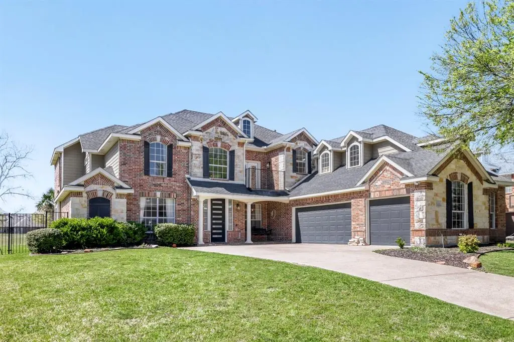 9709 Fairway Vista Drive, Rowlett, TX 75089