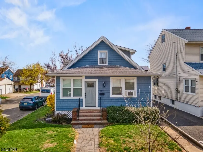 191 E 9Th St, Clifton City, NJ 07011