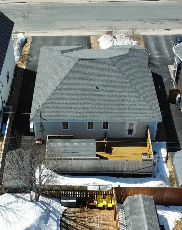 13 Westbrook Landing, Mount Pearl, NL A1N5G7