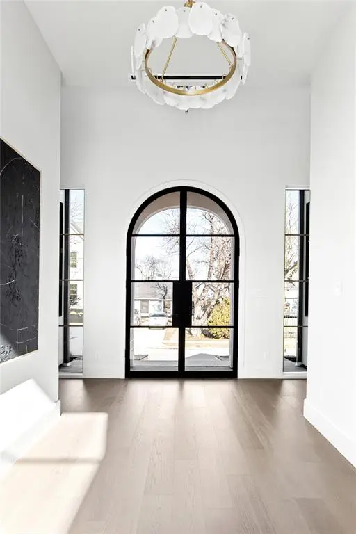 7330 Casa Loma Avenue, Dallas, TX 75214