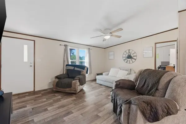 1404 Sheri Lane N, Pelican Bay, TX 76020