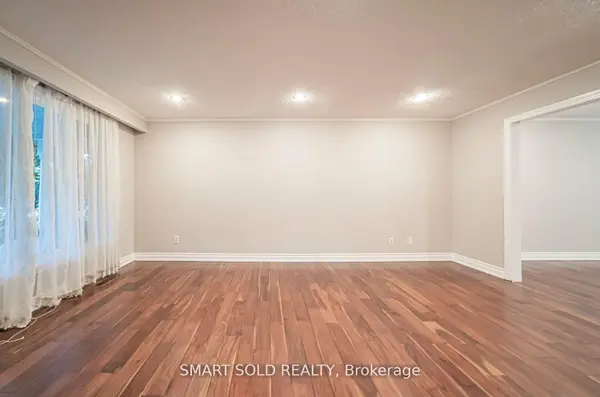 120 Abbeywood TRL, Toronto C13, ON M3B 3B5