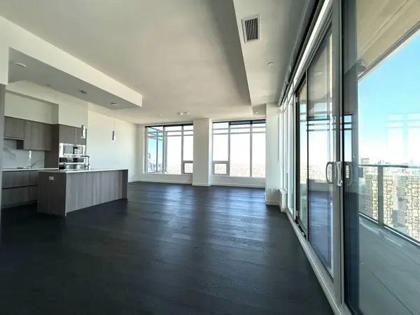 1 Concord City Place WAY #6901, Toronto C01, ON M5V 0X3