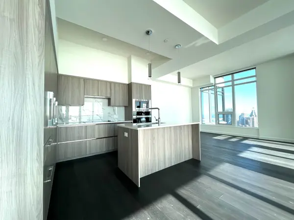 3 Concord City Place WAY #8005, Toronto C01, ON M5V 0X4