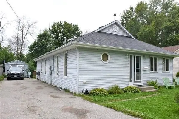 230 Bayview AVE, Georgina, ON L4P 2T2