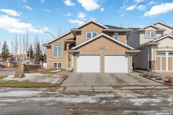 3 Briarvale CRESCENT,  Saskatoon,  SK S7V 1C5