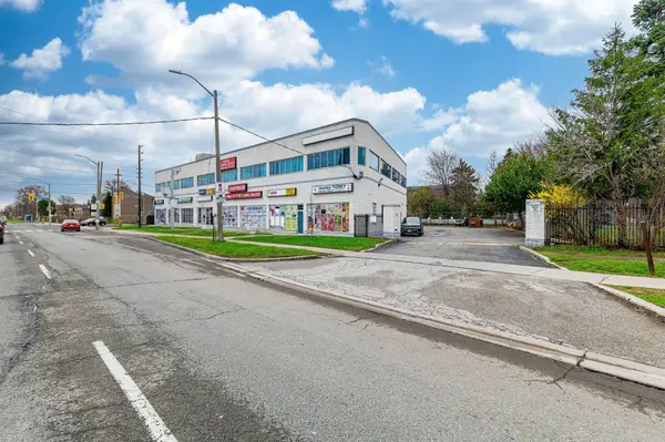 1625 Albion RD, Toronto W10, ON M9V 5H8