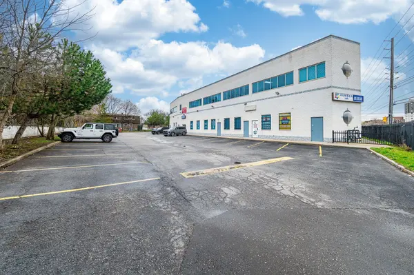 1625 Albion RD, Toronto W10, ON M9V 5H8