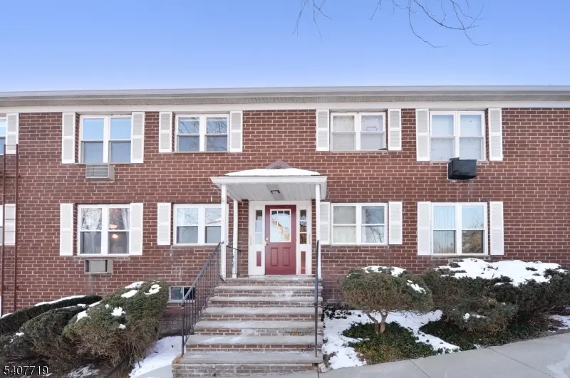 100 Pierson Miller Dr #4, Pompton Lakes Boro, NJ 07442