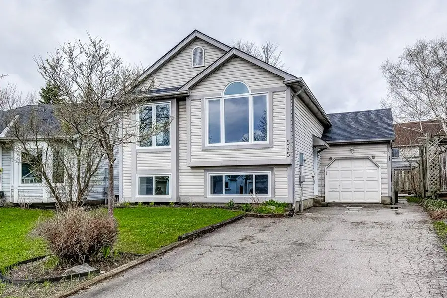 545 Trico DR, Cambridge, ON N3H 5M7