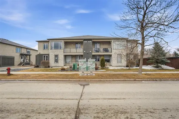 645 Kingsbury AVE, Winnipeg, MB R2V 5A7