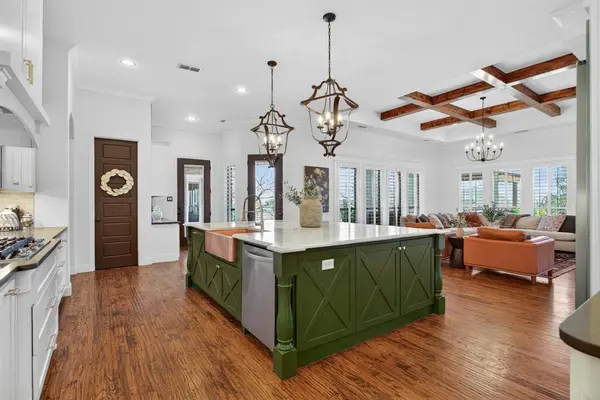 301 Rustic View Lane, Aledo, TX 76008