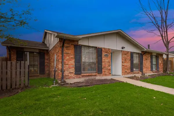 9230 Millwood Drive, Rowlett, TX 75088