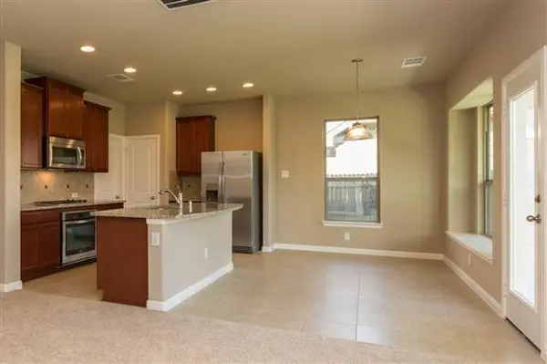 1405 Sparrow Lane, Aubrey, TX 76227