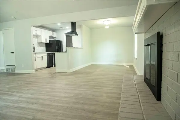 1432 Barron Lane, Fort Worth, TX 76112