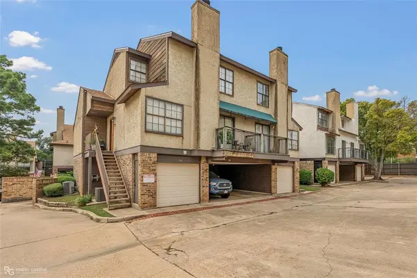 3100 Fairfield Avenue #11D, Shreveport, LA 71104