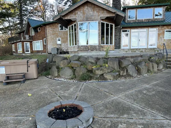 41225 E LARCH MOUNTAIN RD, Corbett, OR 97019