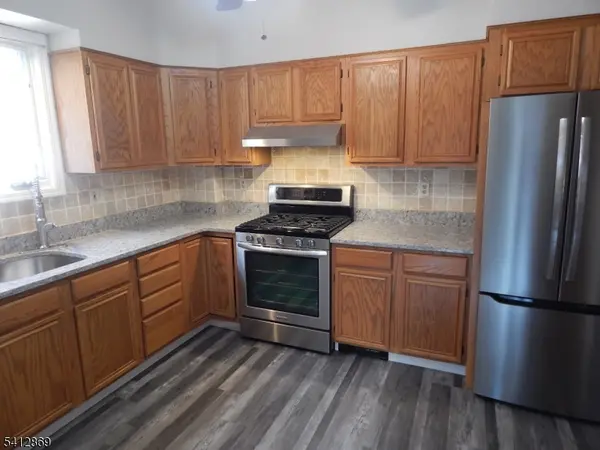 29 Willard St, Pompton Lakes Boro, NJ 07442