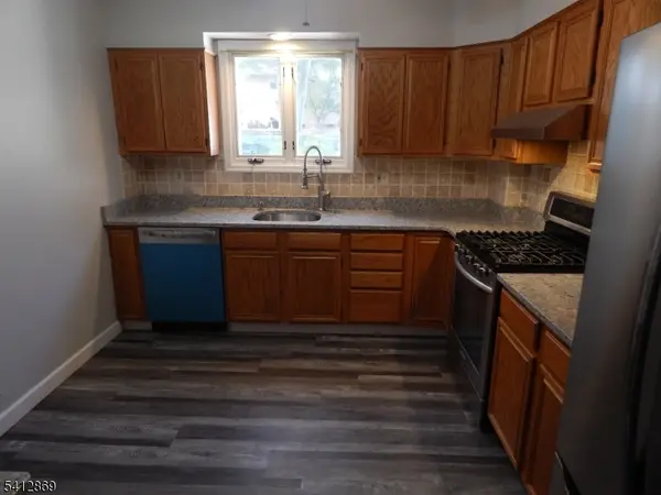 29 Willard St, Pompton Lakes Boro, NJ 07442