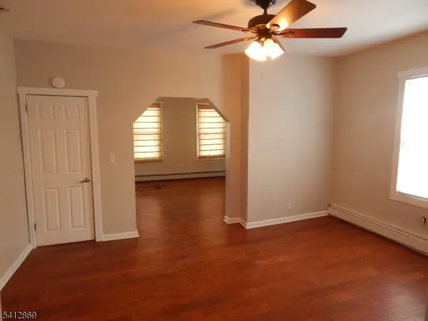 29 Willard St, Pompton Lakes Boro, NJ 07442