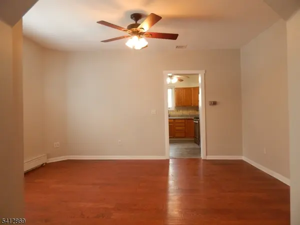 29 Willard St, Pompton Lakes Boro, NJ 07442