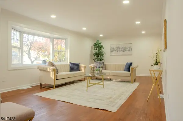 62 Weston Ave, Chatham Boro, NJ 07928