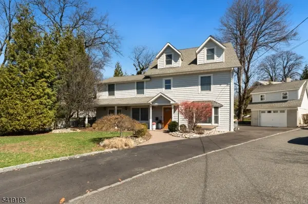 8 Dean Ct, Rutherford Boro, NJ 07070