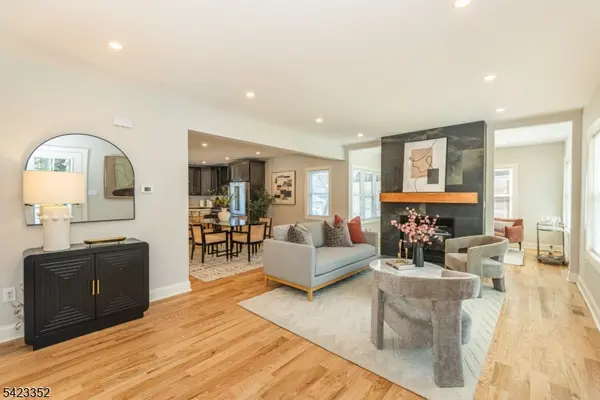 129 Essex Ave, Bloomfield Twp., NJ 07003