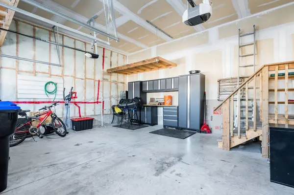 15 Patchell CT, Springwater, ON L0L 1P0