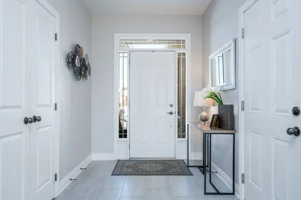 15 Patchell CT, Springwater, ON L0L 1P0