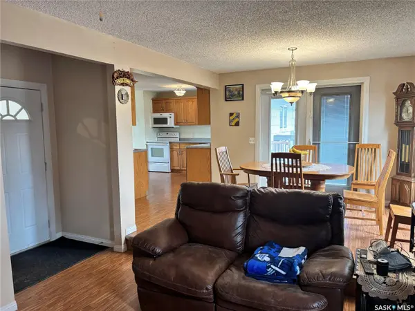 141 Stewart CRESCENT, Kindersley, SK S0L 1S1