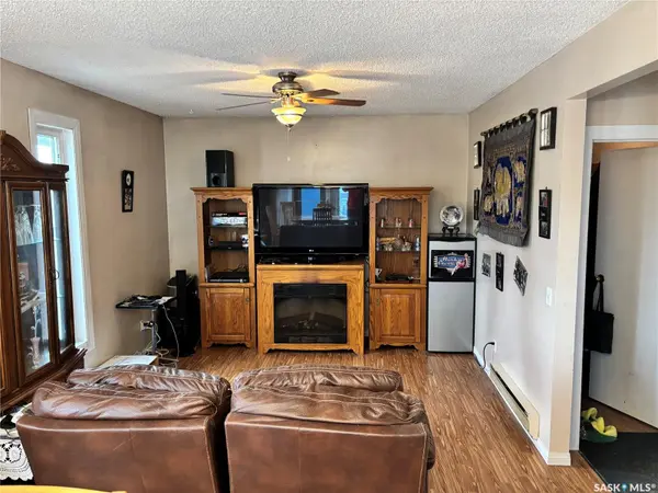 141 Stewart CRESCENT, Kindersley, SK S0L 1S1