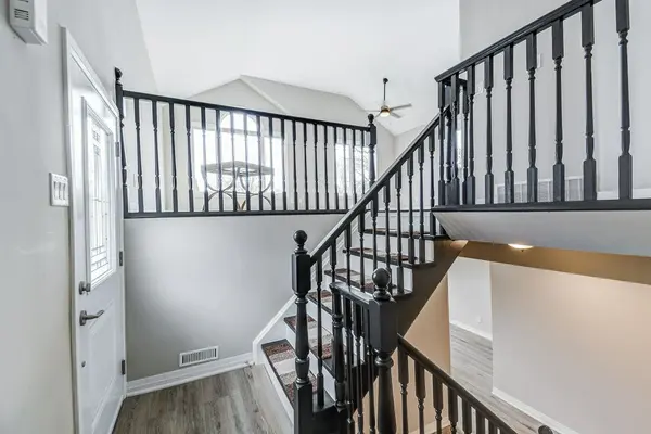 545 Trico DR, Cambridge, ON N3H 5M7