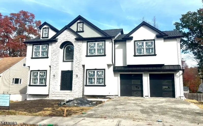 240 Atlantic Dr, Parsippany-troy Hills Twp., NJ 07054