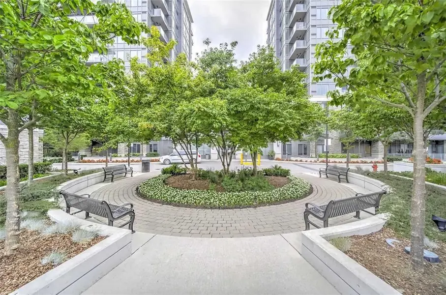 277 South Park RD #220, Markham, ON L3T 0B7