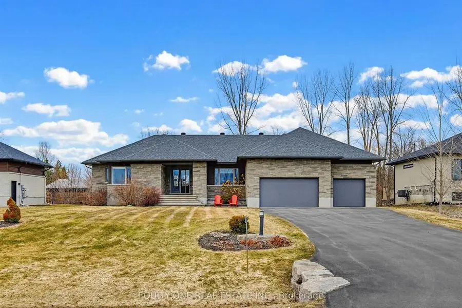 415 Shoreway DR, Greely - Metcalfe - Osgoode - Vernon And Area, ON K4P 0G4