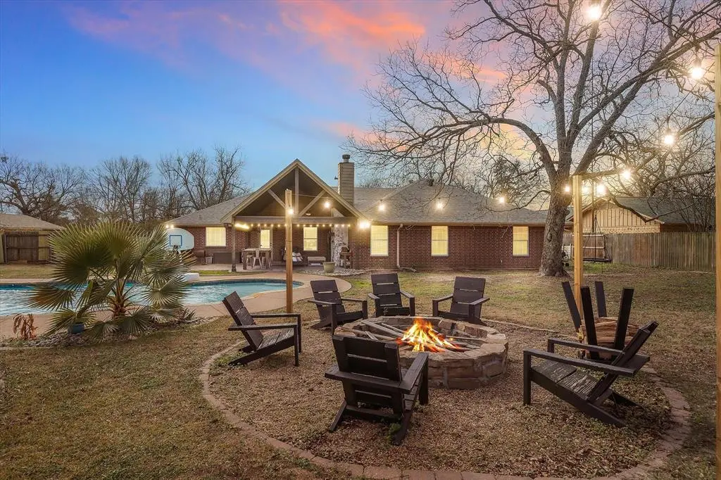 128 Colorado, Van, TX 75790