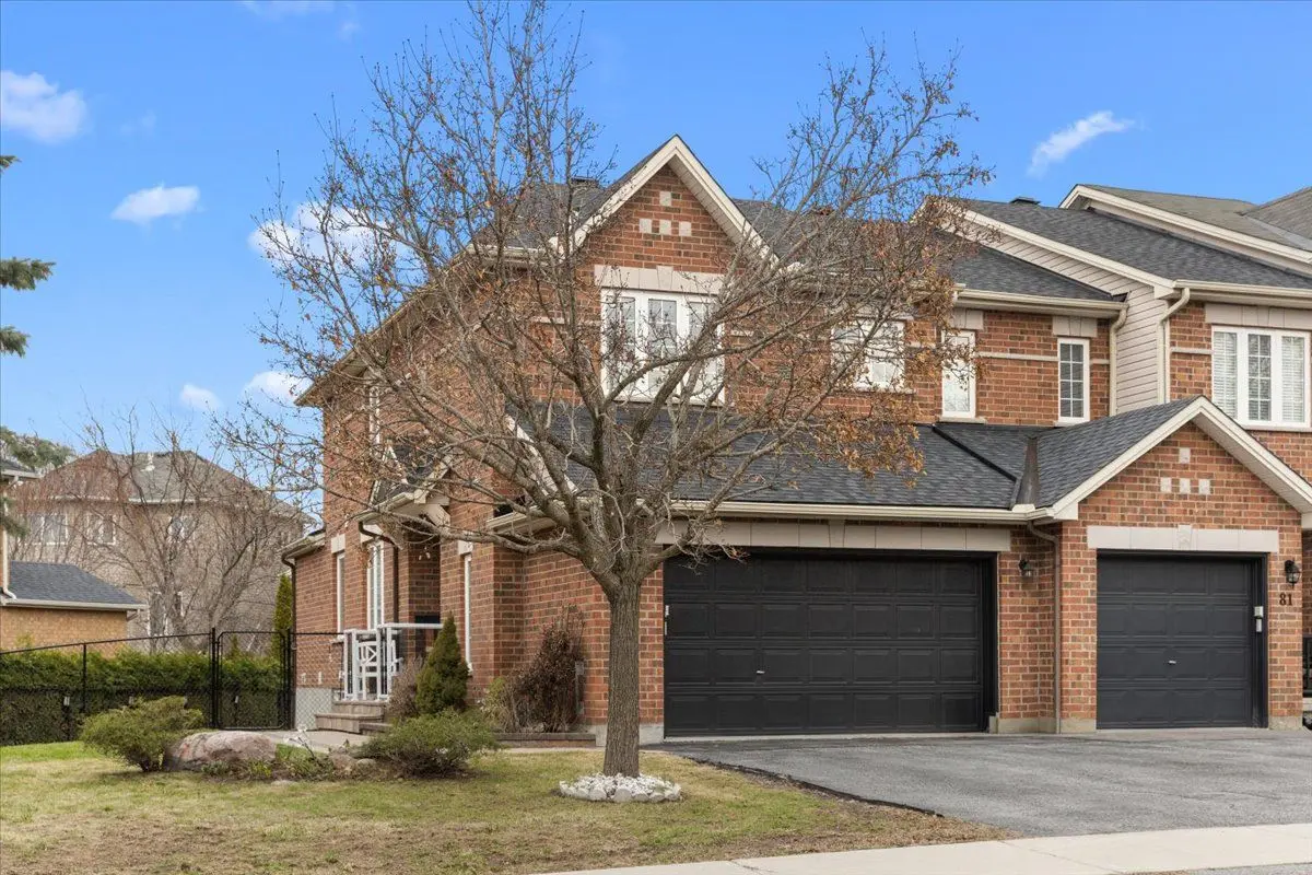 79 Saddlesmith CIR, Kanata, ON K2M 2Y5
