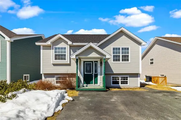 12 Gairlock Street, St. John's, NL A1A 5S1