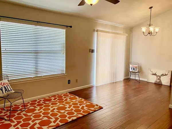 5664 Cedar Creek Drive, Benbrook, TX 76109