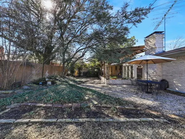 1102 N Graves Street, Mckinney, TX 75069