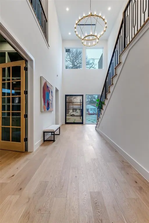 3733 Manana Drive, Dallas, TX 75220