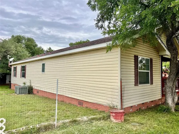 3940 Lake Shore Drive, May, TX 76857