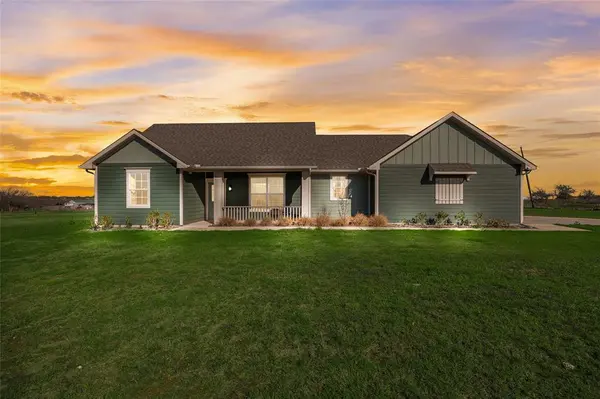 700 Lathem Boulevard, Venus, TX 76084