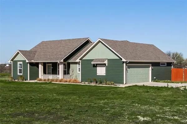 700 Lathem Boulevard, Venus, TX 76084